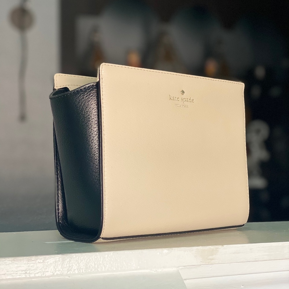 BRAND NEW. SMALL KATE SPADE SATCHEL